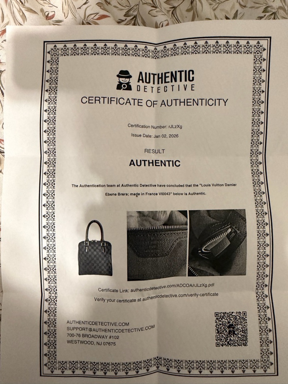 LOUIS VUITTON Damier Ebene Brera Handbag w/ COA - Picture 12 of 12